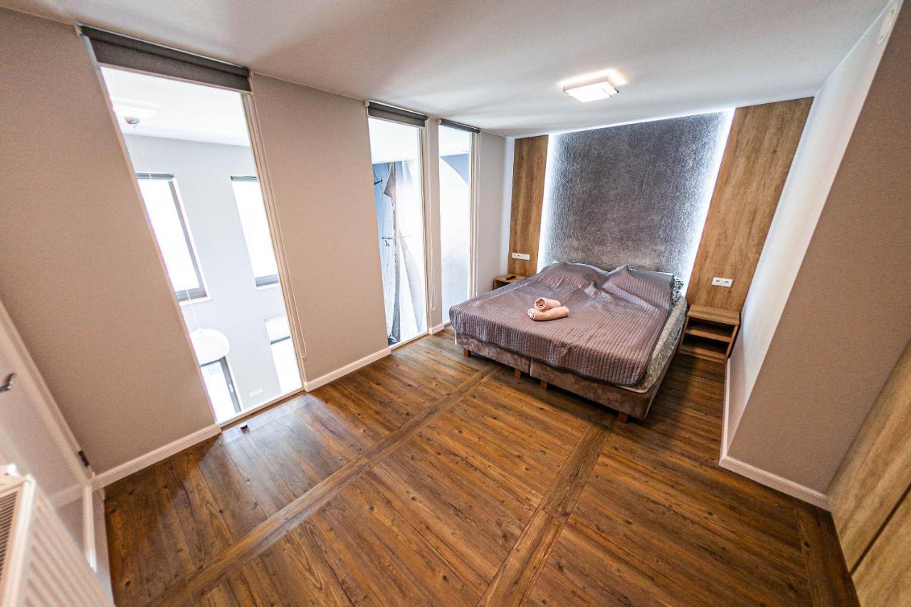 Euro Apartments Szafarnia Delux Danzig Exterior foto